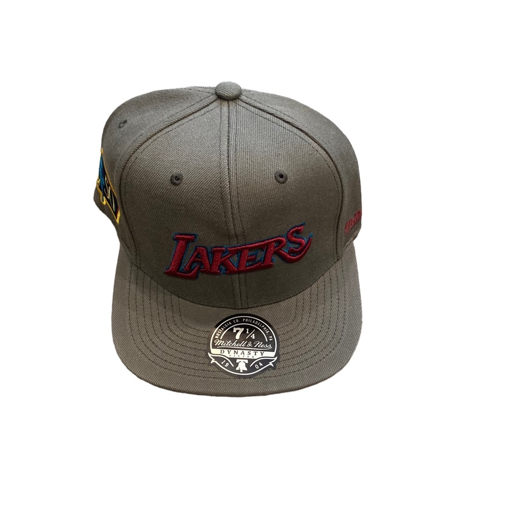 Los Angeles Lakers Mitchell &‎ Ness Fitted Hat Cap
